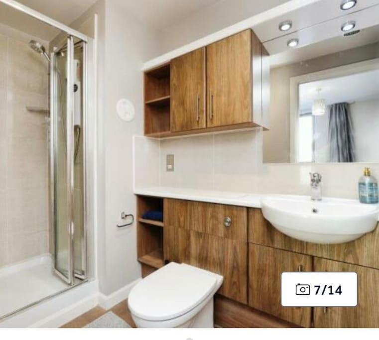 Modern Edinburgh Apartment 2 Bedrooms & Two Bathrooms Ngoại thất bức ảnh