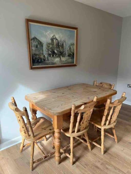 Modern Edinburgh Apartment 2 Bedrooms & Two Bathrooms Ngoại thất bức ảnh